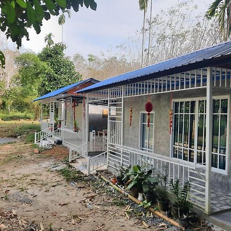 Baan Thabthong Homestay Ban Pak Nam  Exterior foto