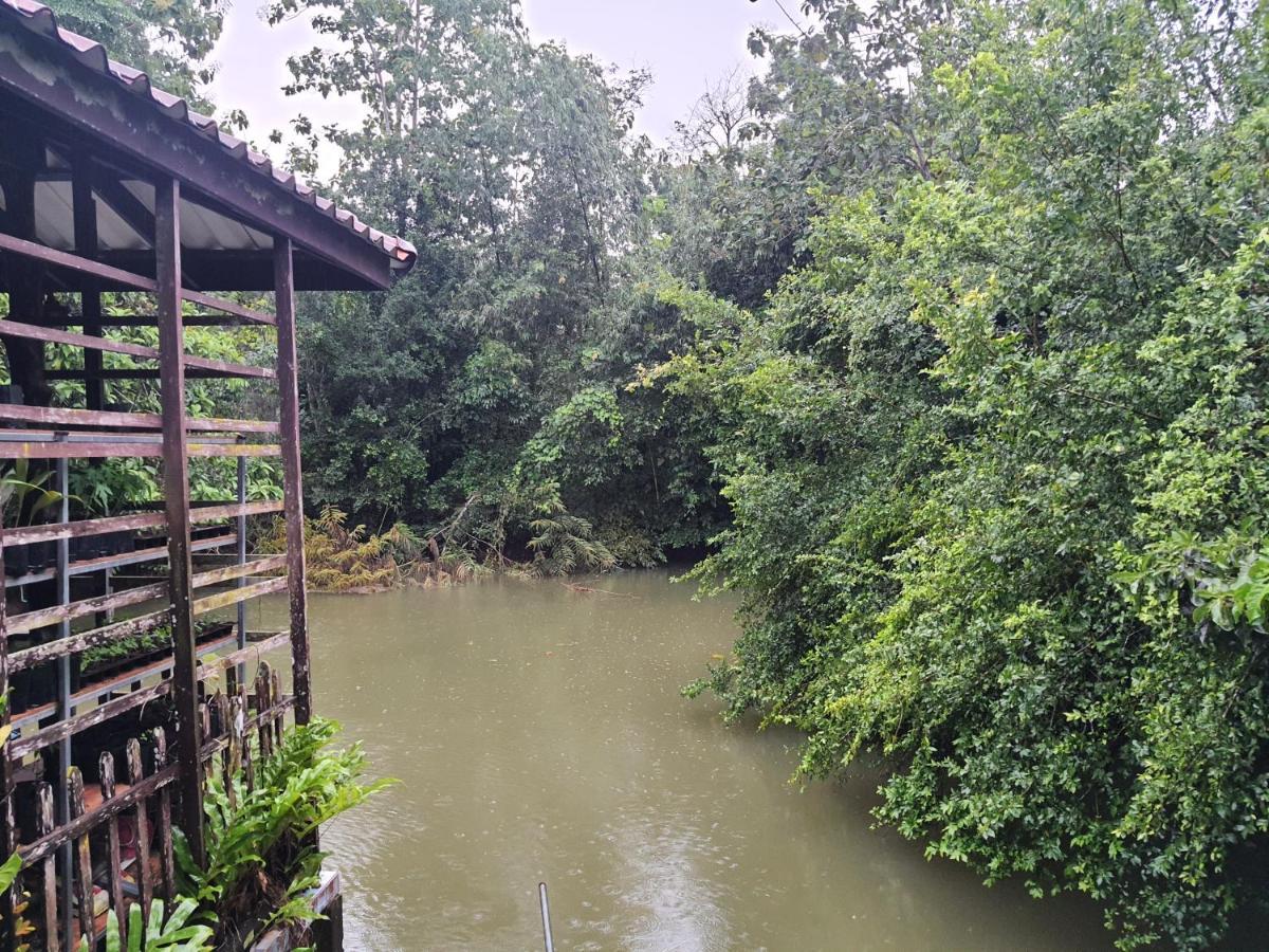 Baan Thabthong Homestay Ban Pak Nam  Exterior foto