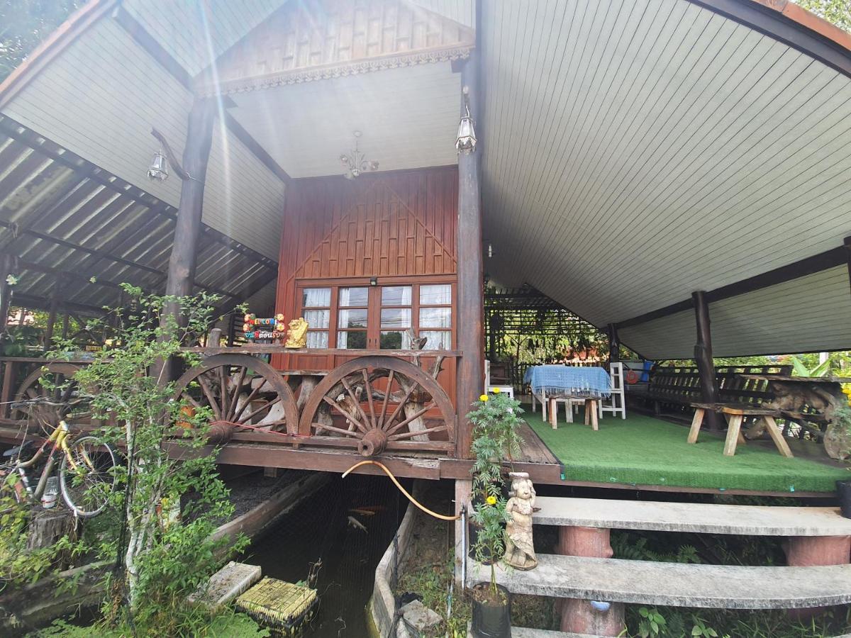 Baan Thabthong Homestay Ban Pak Nam  Exterior foto