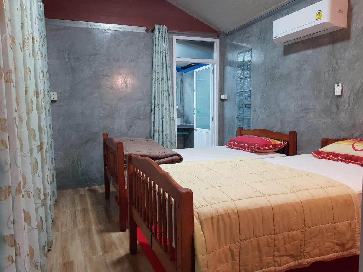Baan Thabthong Homestay Ban Pak Nam  Exterior foto