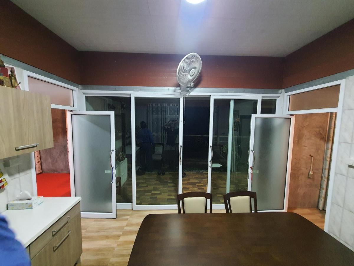 Baan Thabthong Homestay Ban Pak Nam  Exterior foto
